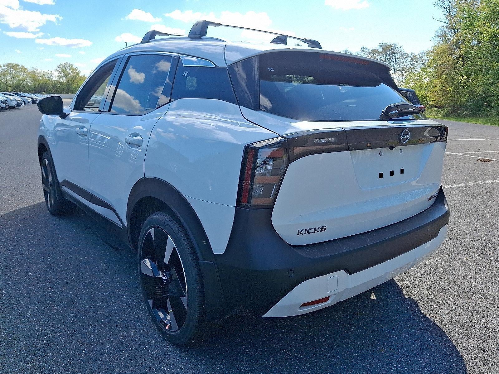 2026 Nissan Kicks SR