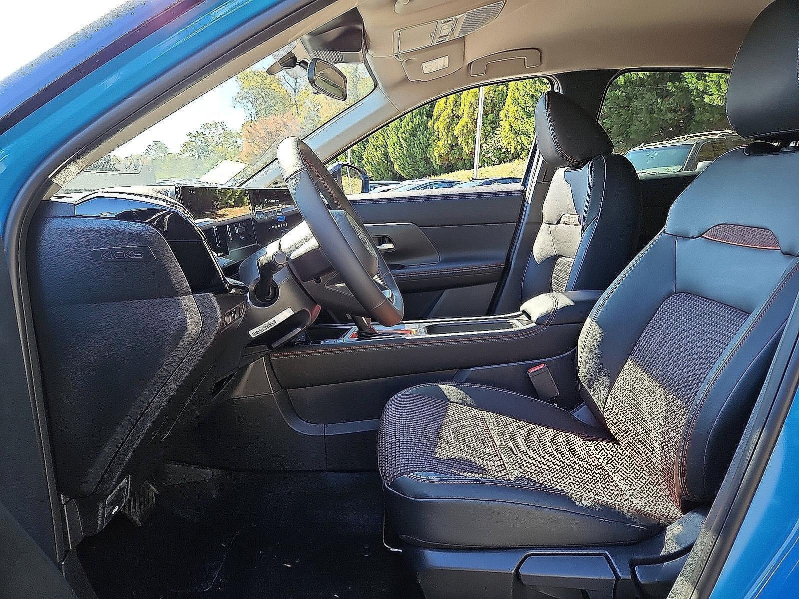 2026 Nissan Kicks SR AWD