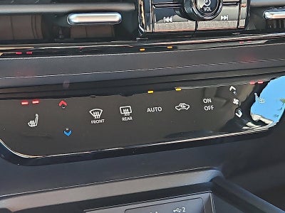 2026 Nissan Kicks SR AWD