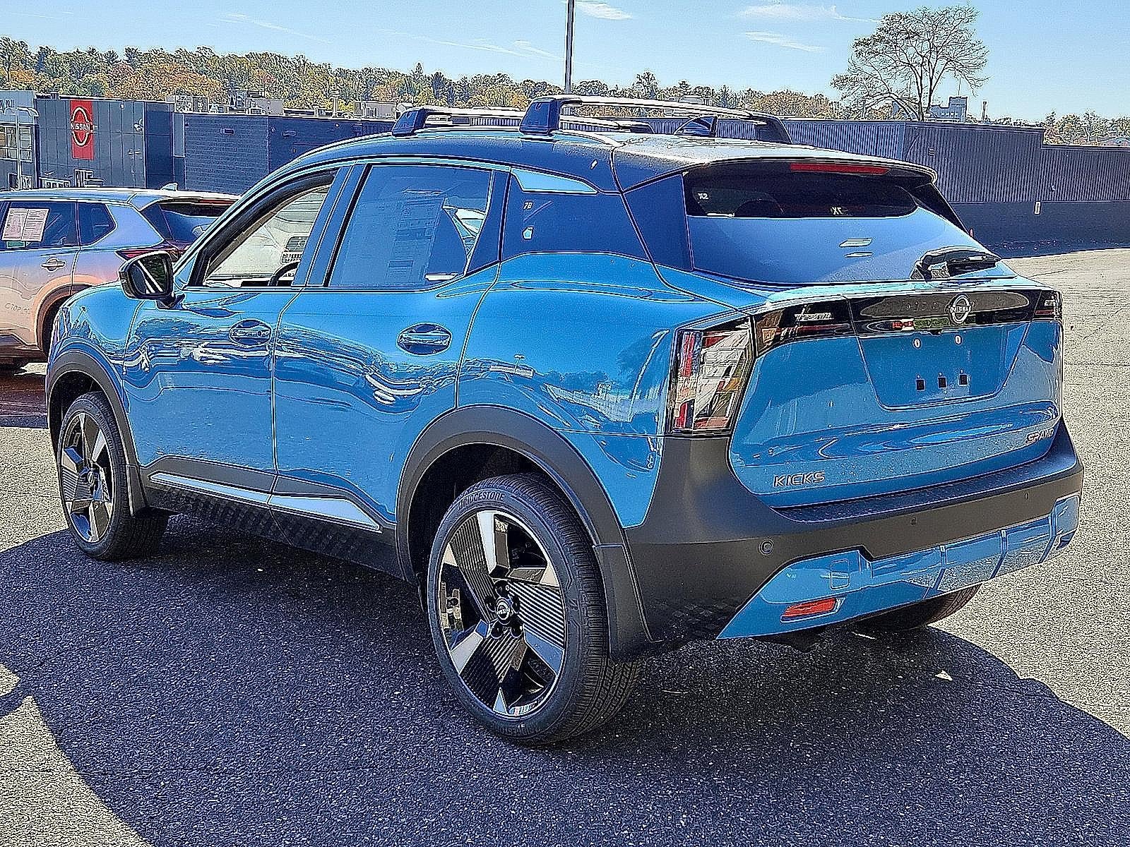 2026 Nissan Kicks SR AWD