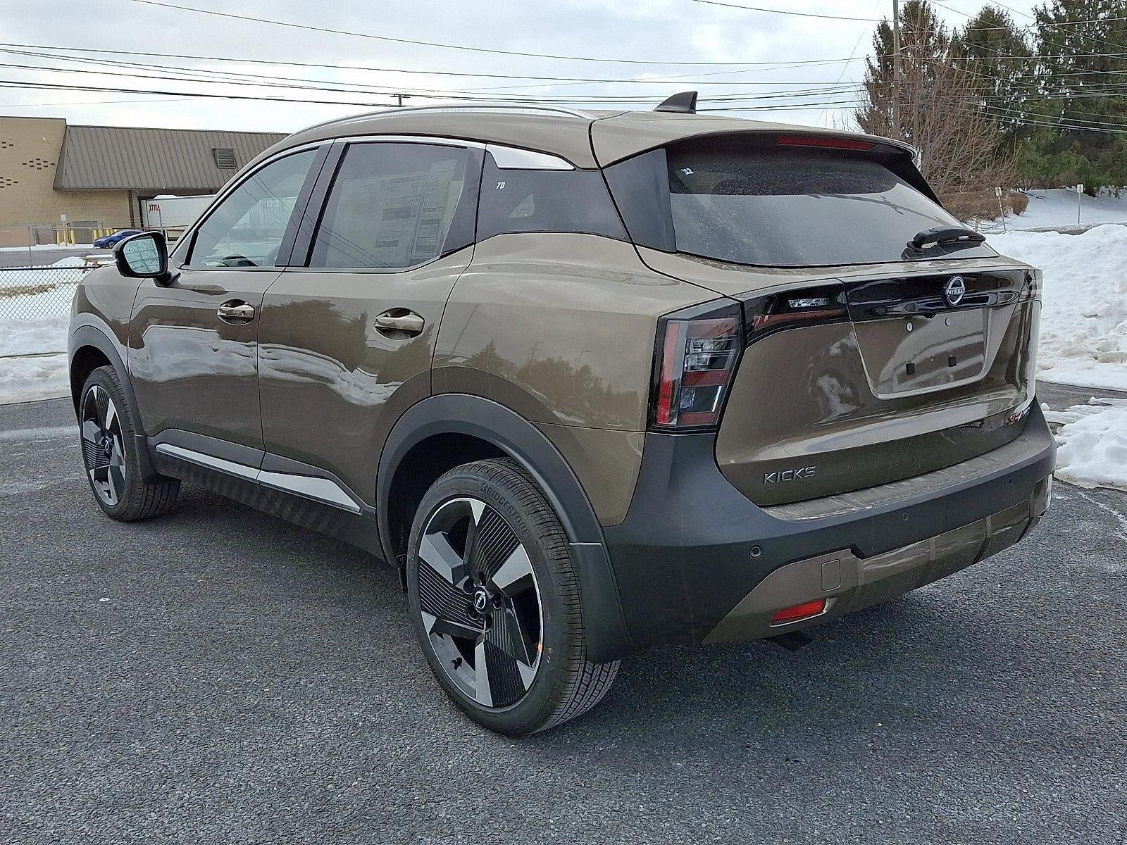 2026 Nissan Kicks SR