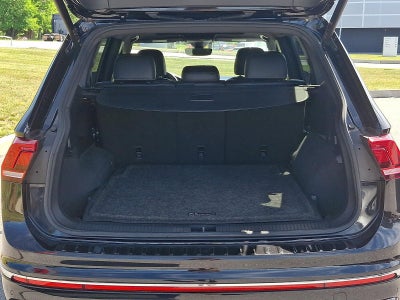 2023 Volkswagen Tiguan 2.0T SEL R-Line 4MOTION