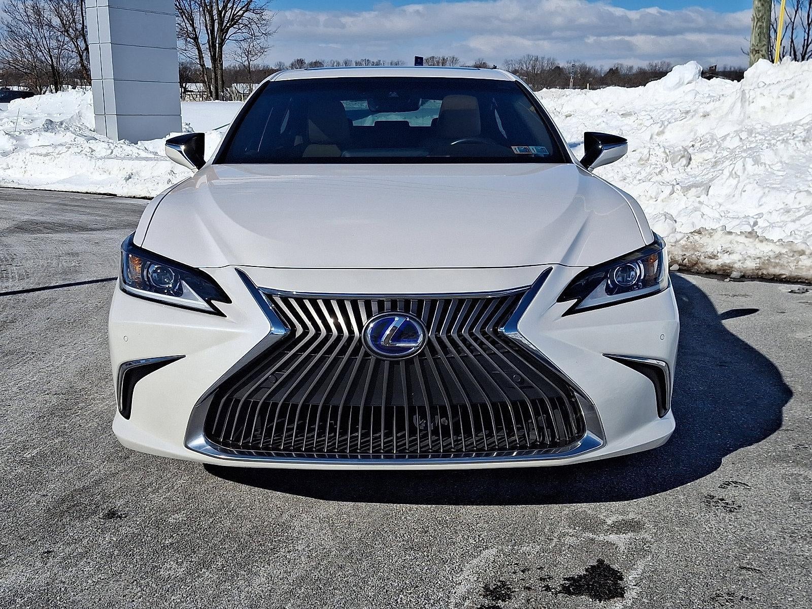 2021 Lexus ES 300h FWD