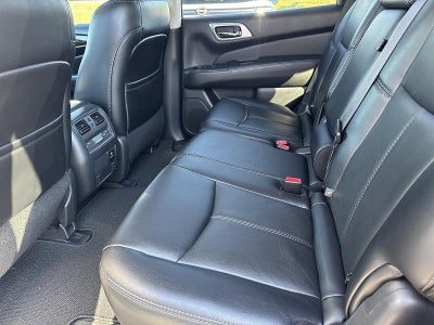 2014 Nissan Pathfinder 4WD 4dr SL