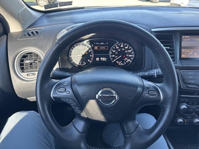 2014 Nissan Pathfinder 4WD 4dr SL