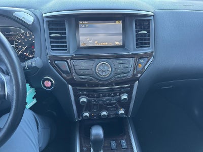 2014 Nissan Pathfinder 4WD 4dr SL