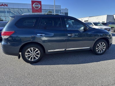 2014 Nissan Pathfinder 4WD 4dr SL