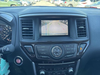 2014 Nissan Pathfinder 4WD 4dr SL