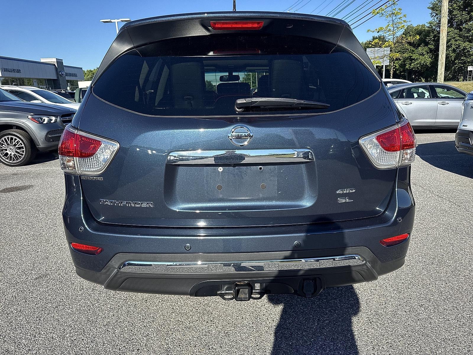 2014 Nissan Pathfinder 4WD 4dr SL