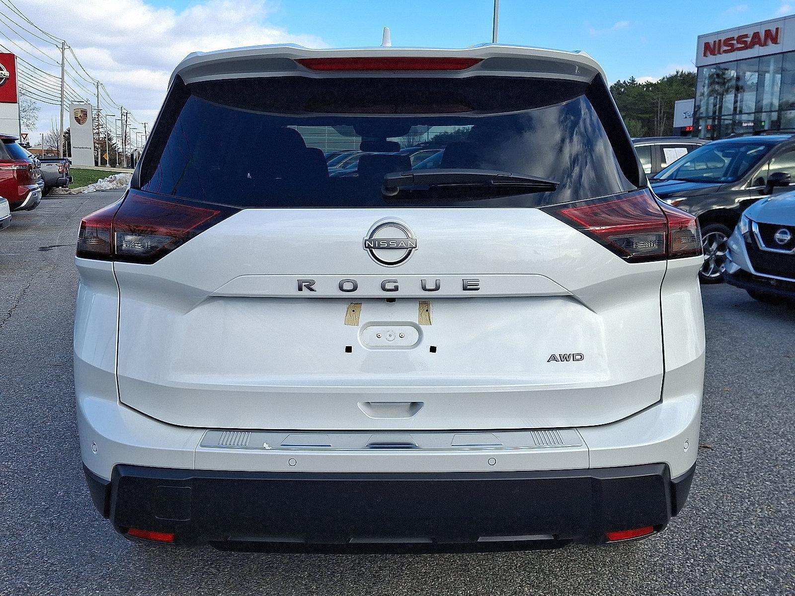 2025 Nissan Rogue SV