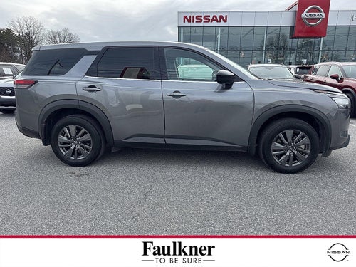 2024 Nissan Pathfinder S