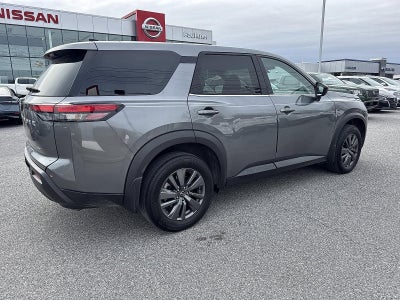 2024 Nissan Pathfinder S