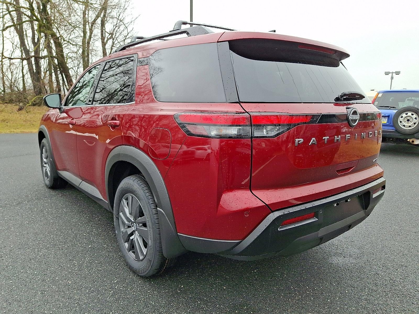 2026 Nissan Pathfinder SV