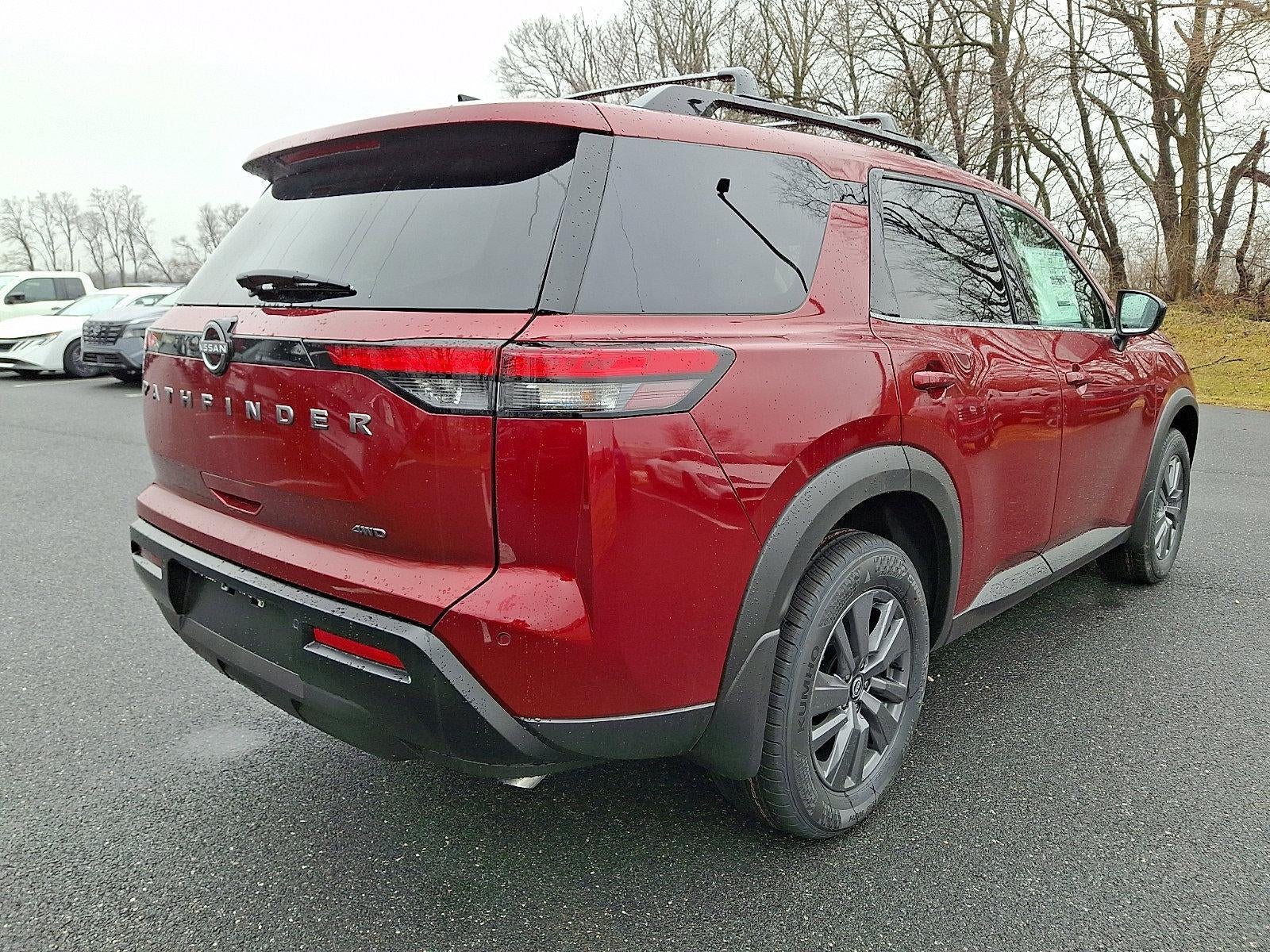 2026 Nissan Pathfinder SV