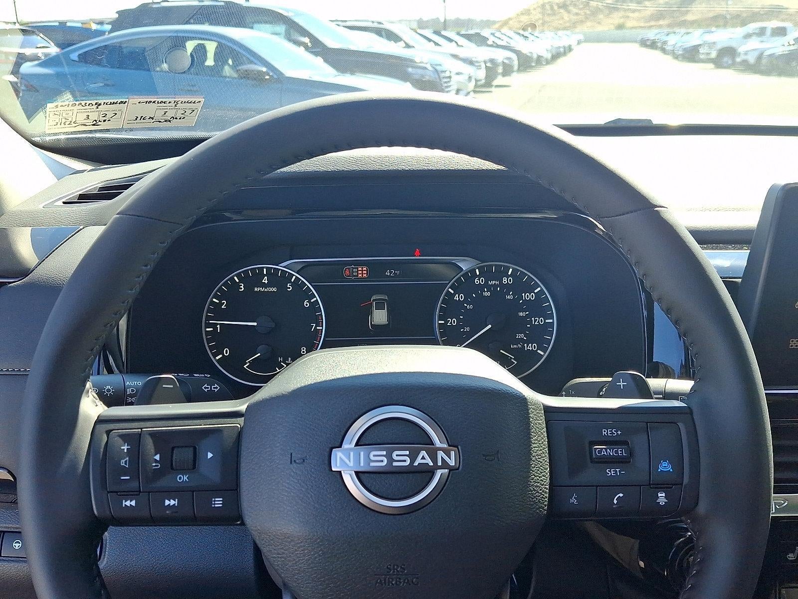 2026 Nissan Pathfinder SV