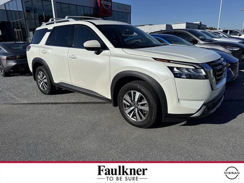 2022 Nissan Pathfinder SL