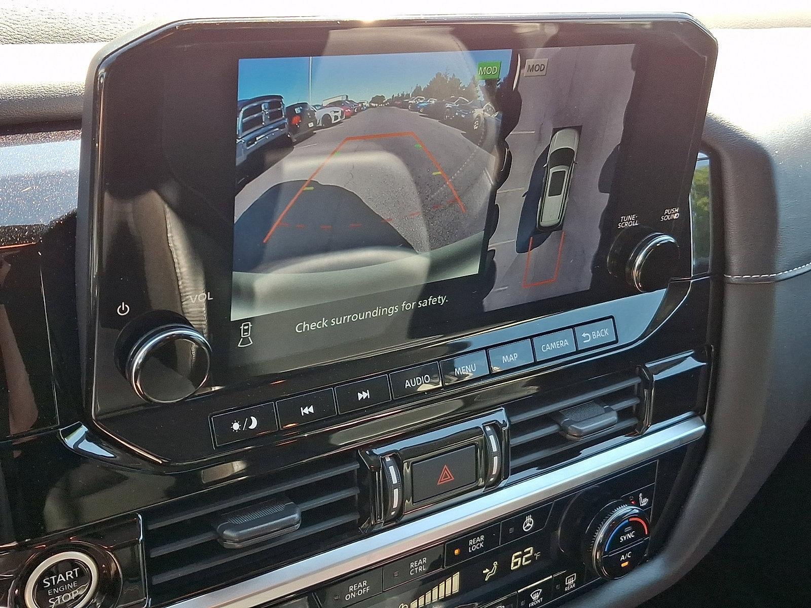 2022 Nissan Pathfinder SL