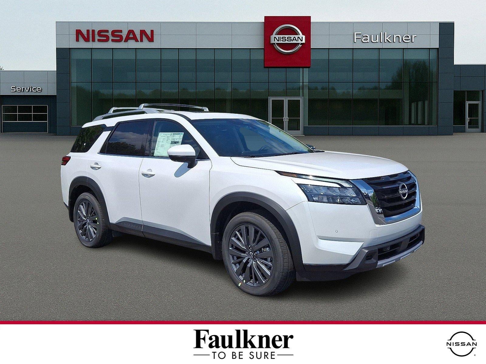 2025 Nissan Pathfinder SL 4WD