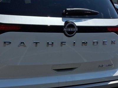 2025 Nissan Pathfinder SL 4WD