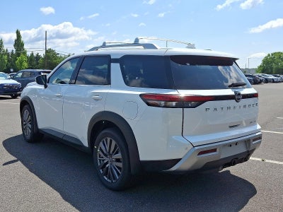 2025 Nissan Pathfinder SL 4WD