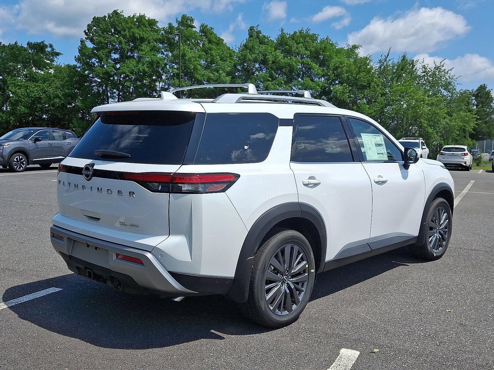 2025 Nissan Pathfinder SL 4WD