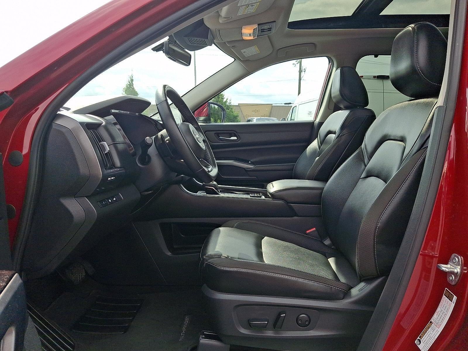 2024 Nissan Pathfinder SL 4WD