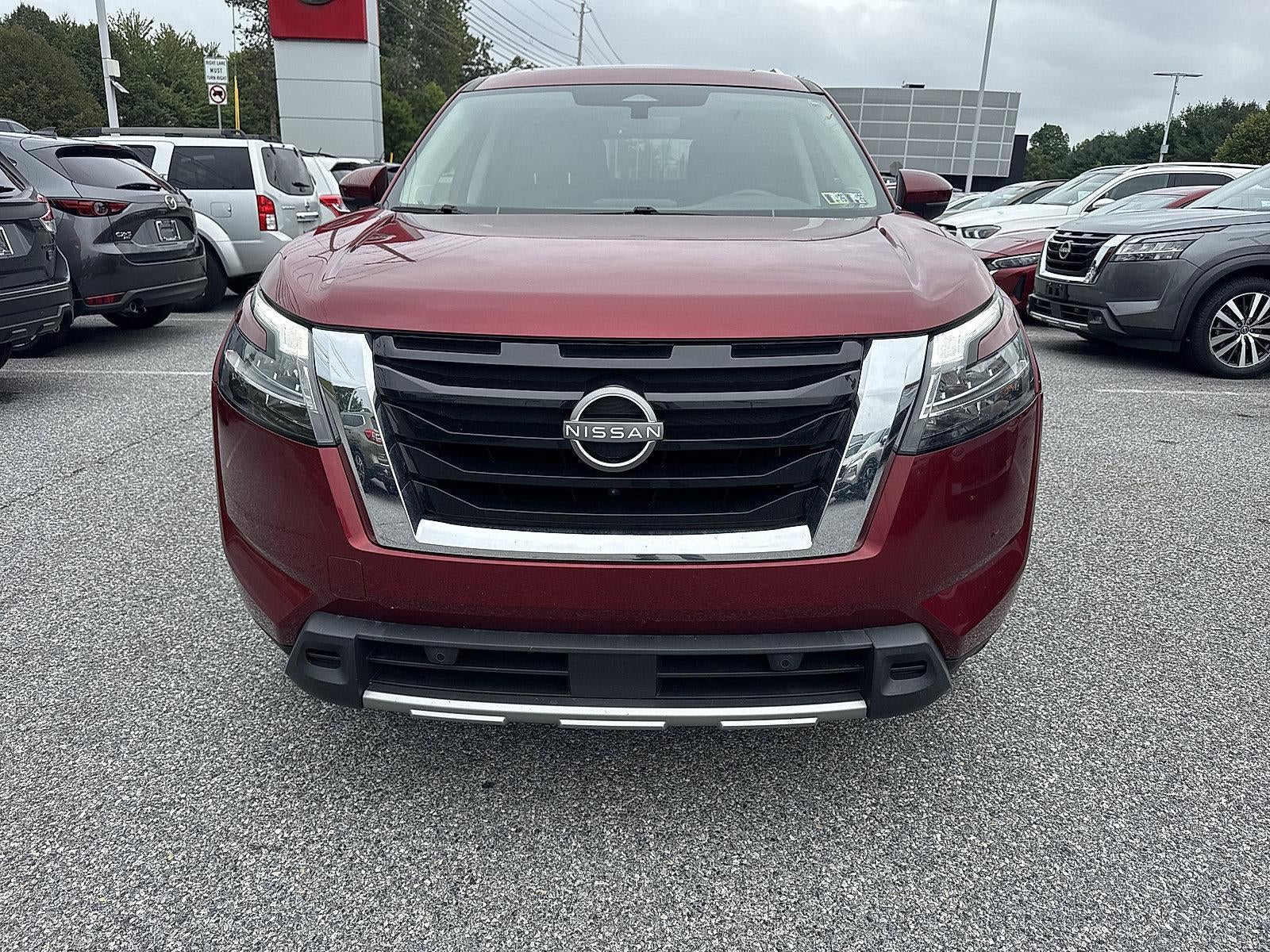 2024 Nissan Pathfinder SL 4WD