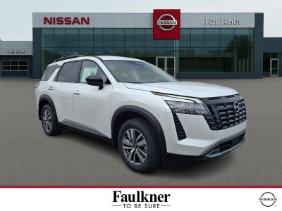 2026 Nissan Pathfinder SL