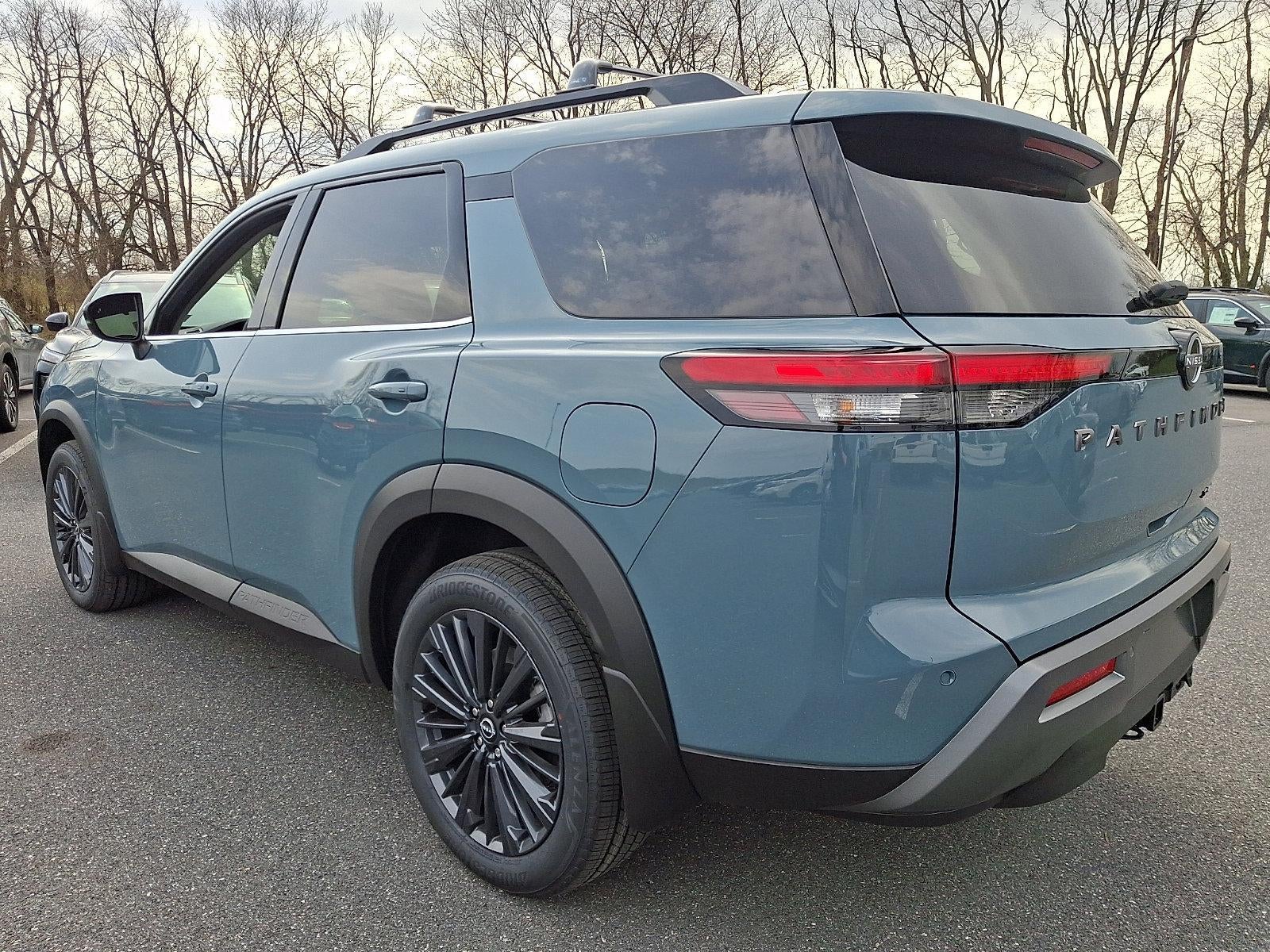 2026 Nissan Pathfinder SL