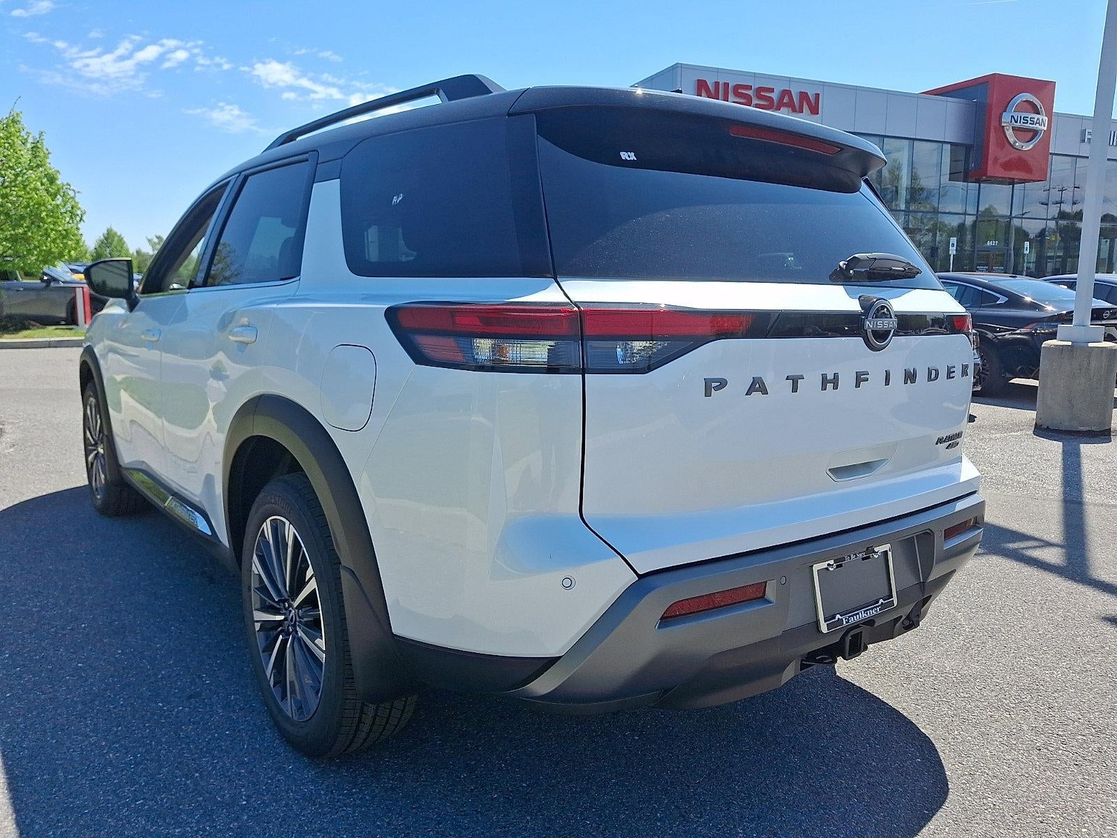 2026 Nissan Pathfinder Platinum