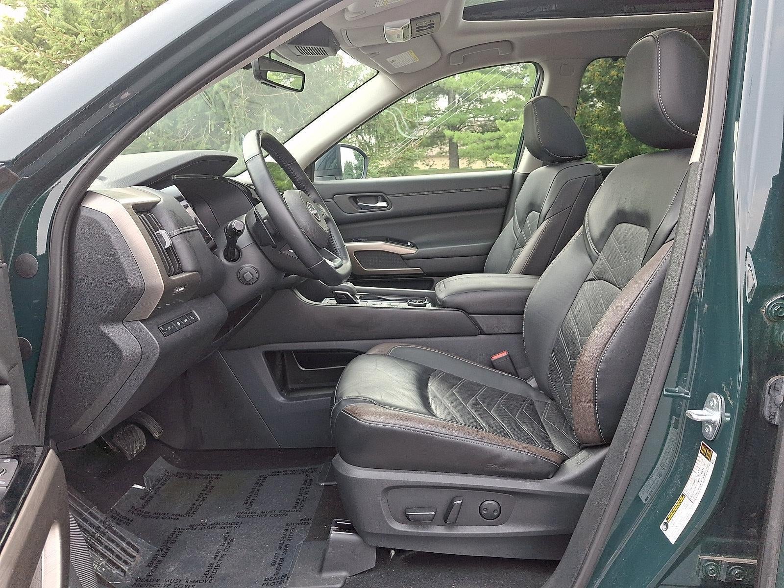 2023 Nissan Pathfinder Platinum