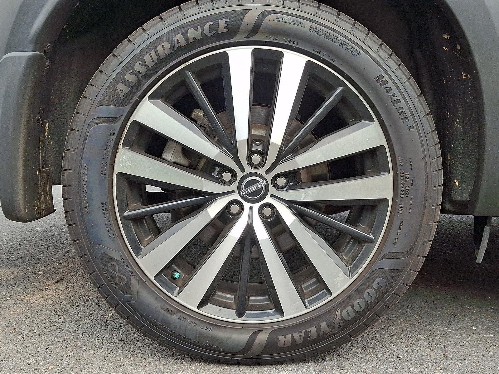 2023 Nissan Pathfinder Platinum