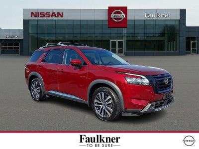 2022 Nissan Pathfinder Platinum