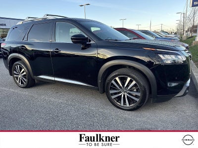2024 Nissan Pathfinder Platinum