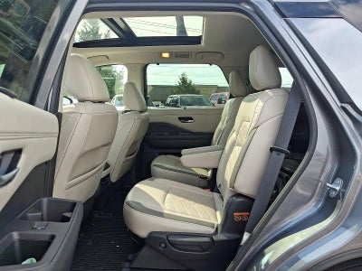 2022 Nissan Pathfinder Platinum