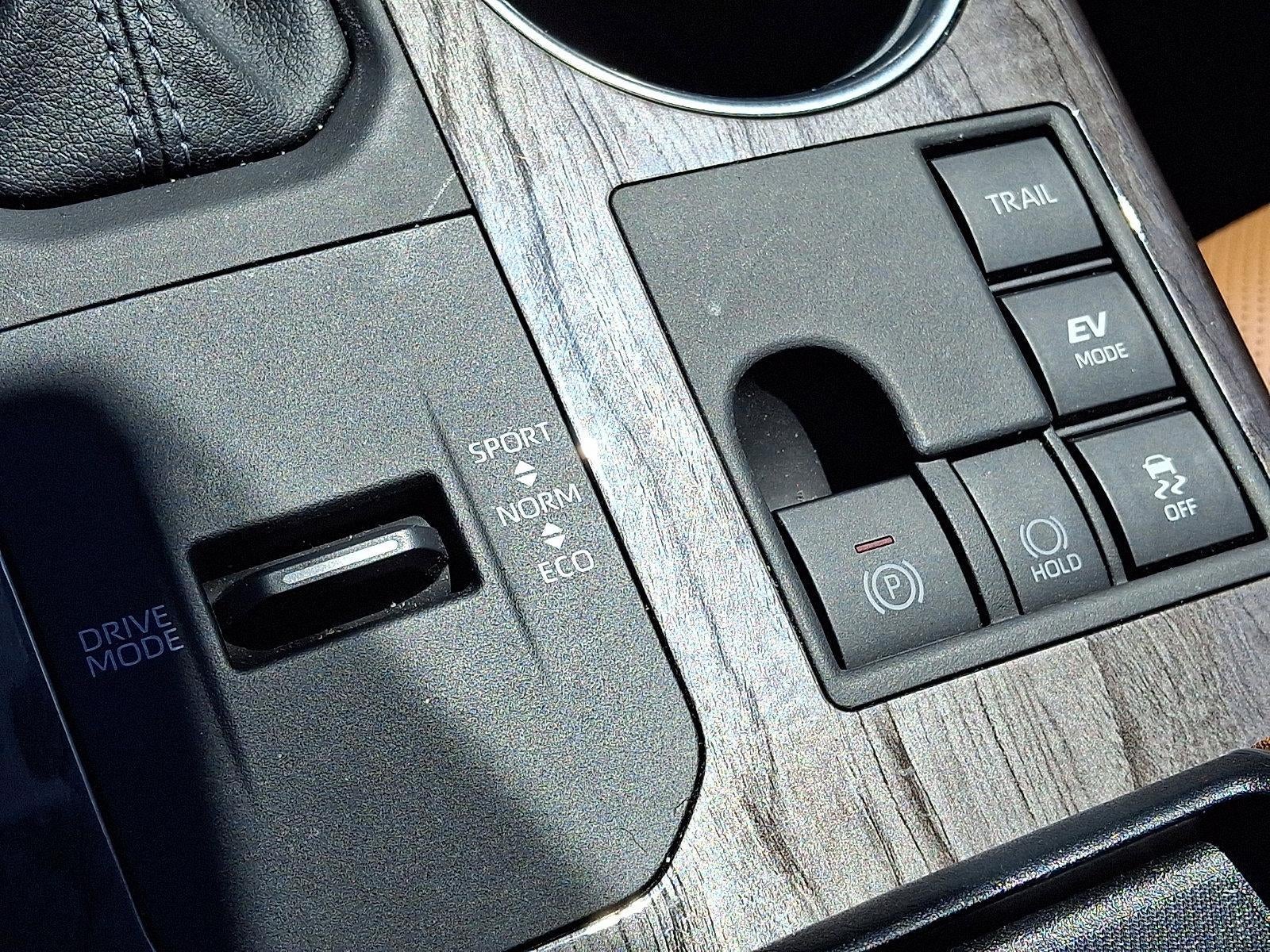 2024 Toyota Highlander Hybrid Platinum AWD (Natl)