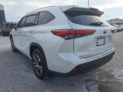 2023 Toyota Highlander Hybrid XLE AWD (Natl)