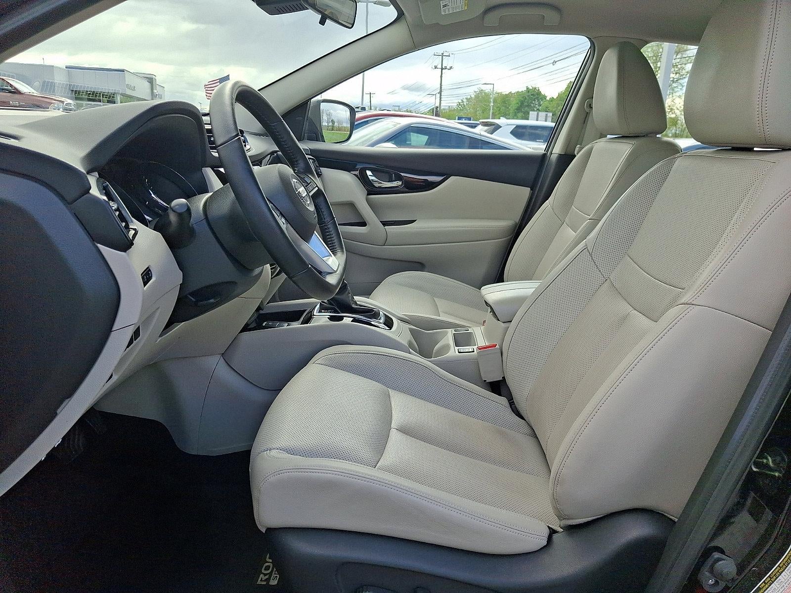 2022 Nissan Rogue Sport SL