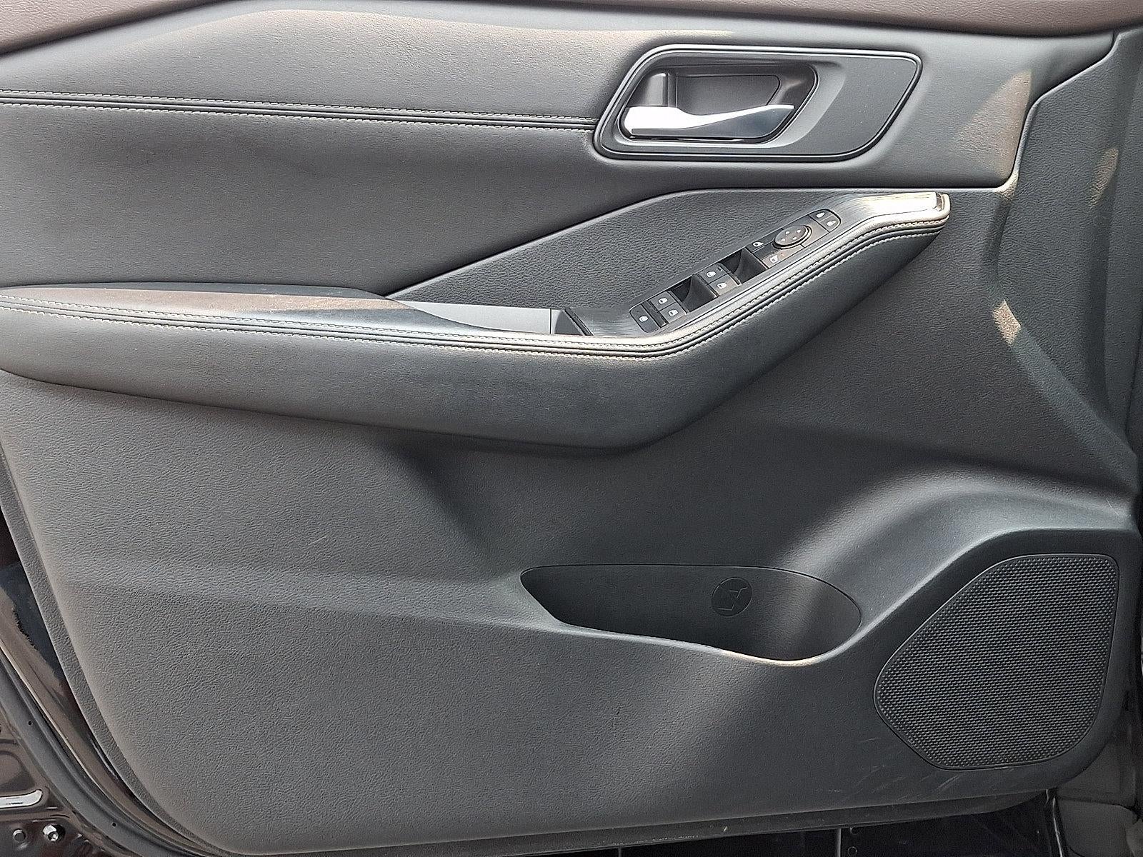 2023 Nissan Rogue AWD SV