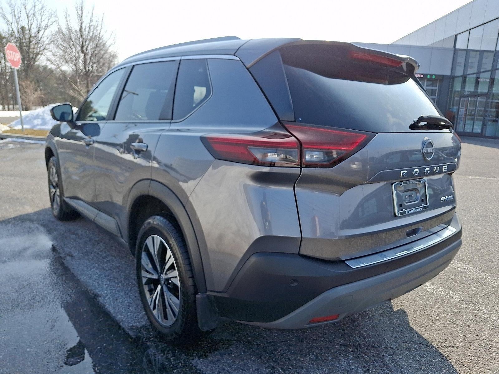 2022 Nissan Rogue SV