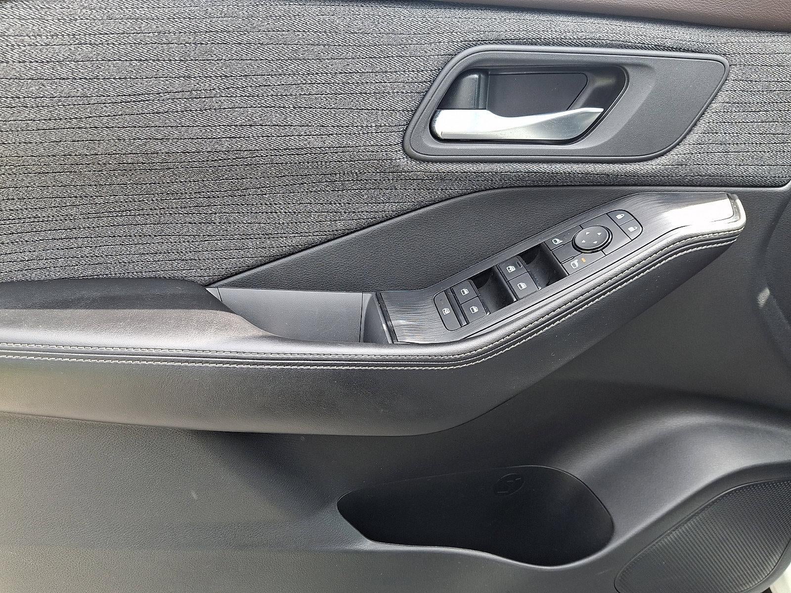 2023 Nissan Rogue AWD SV *Ltd Avail*