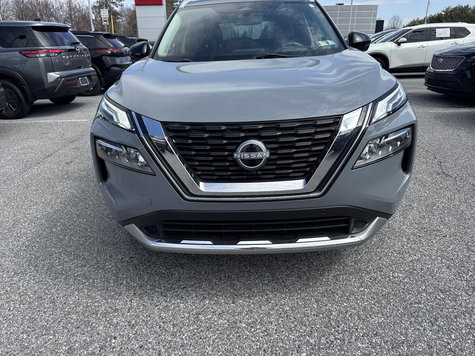 2023 Nissan Rogue AWD Platinum