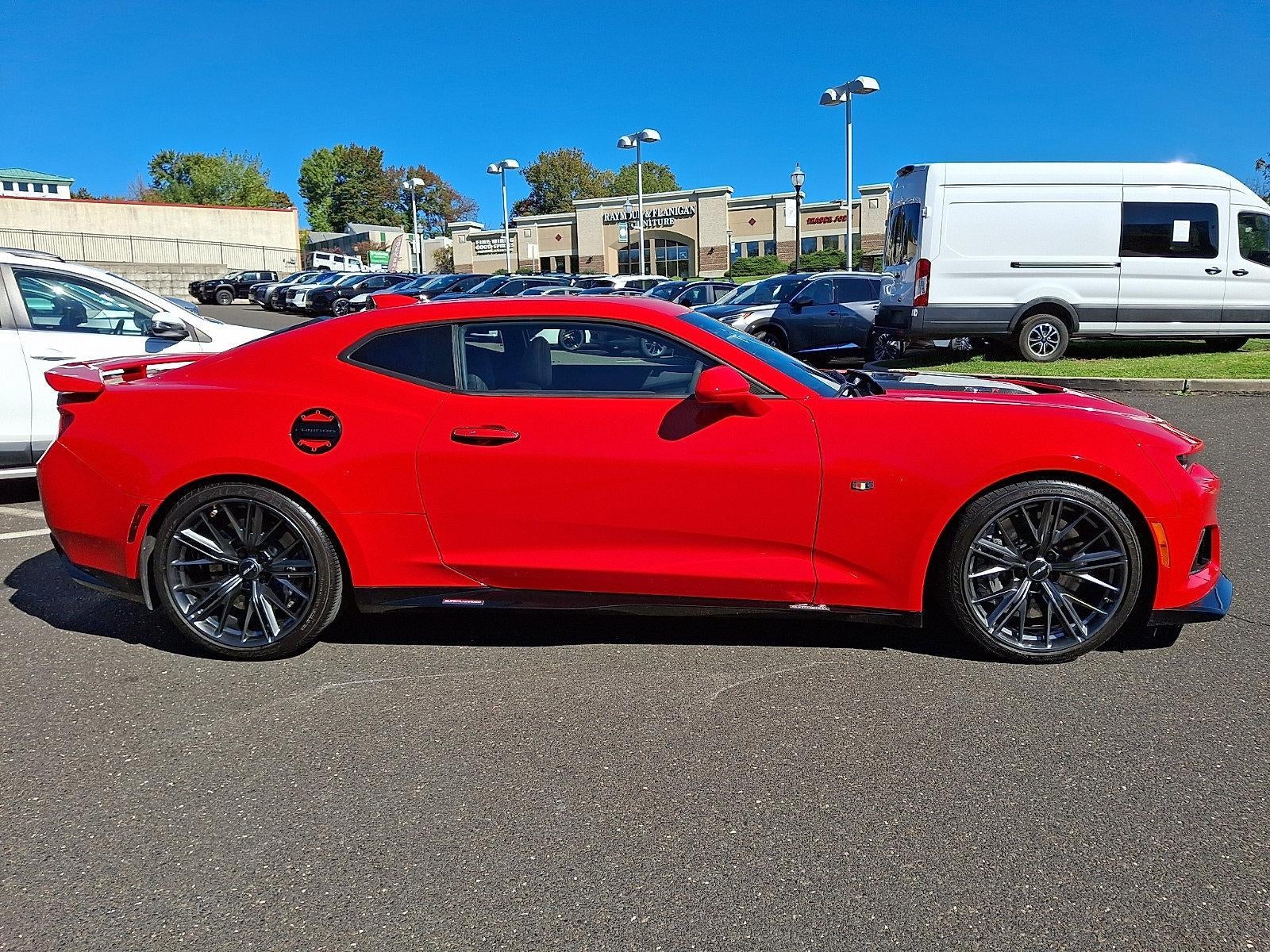 2018 Chevrolet Camaro 2dr Coupe ZL1
