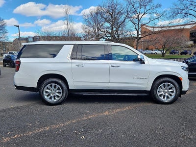 2024 Chevrolet Suburban 4WD Premier