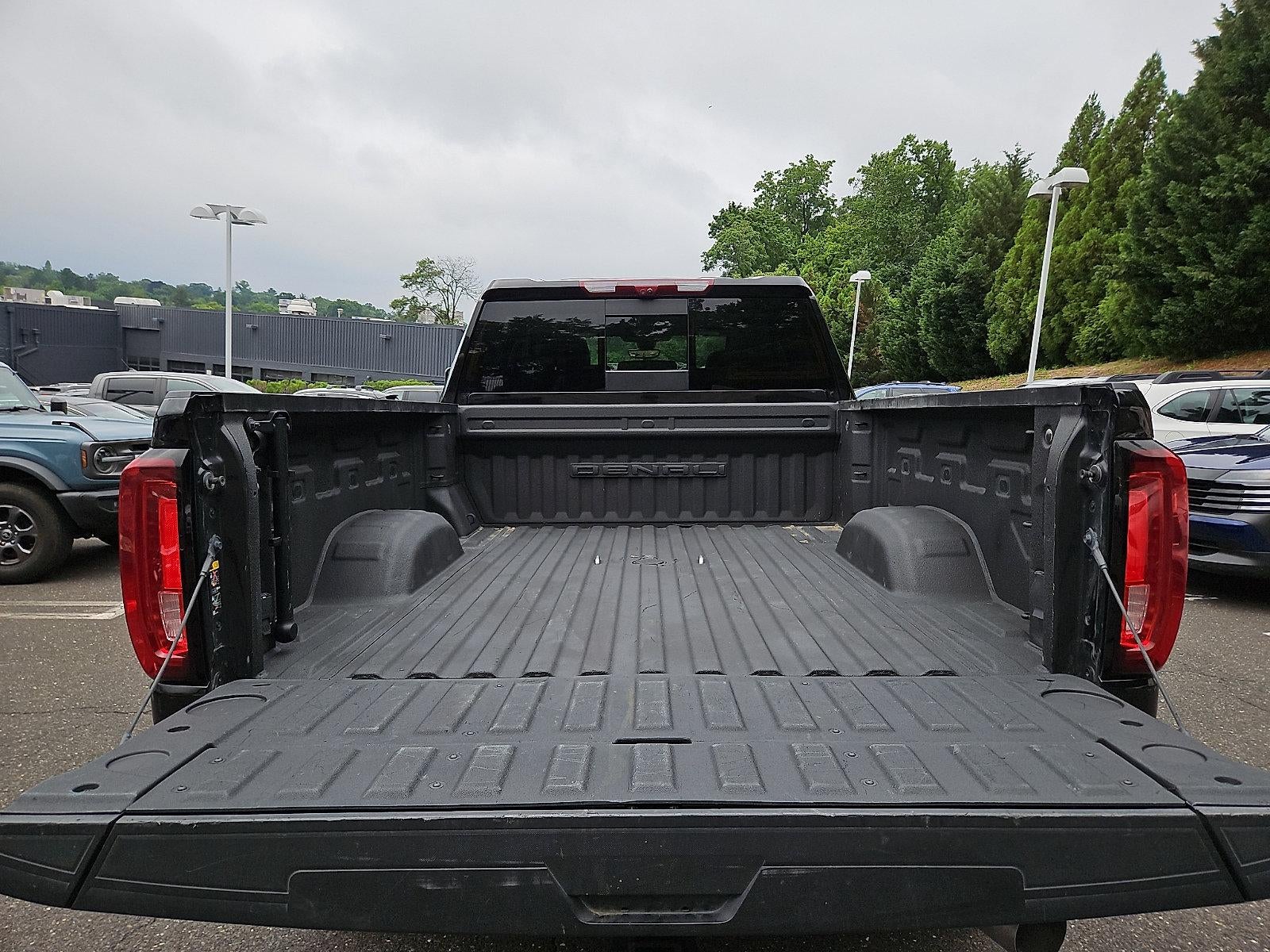 2022 GMC Sierra 2500 HD Crew Cab Standard Box 4-Wheel Drive Denali