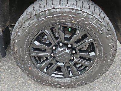 2022 GMC Sierra 2500 HD Crew Cab Standard Box 4-Wheel Drive Denali