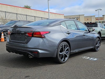 2025 Nissan Altima SR