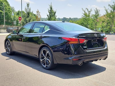 2023 Nissan Altima SR