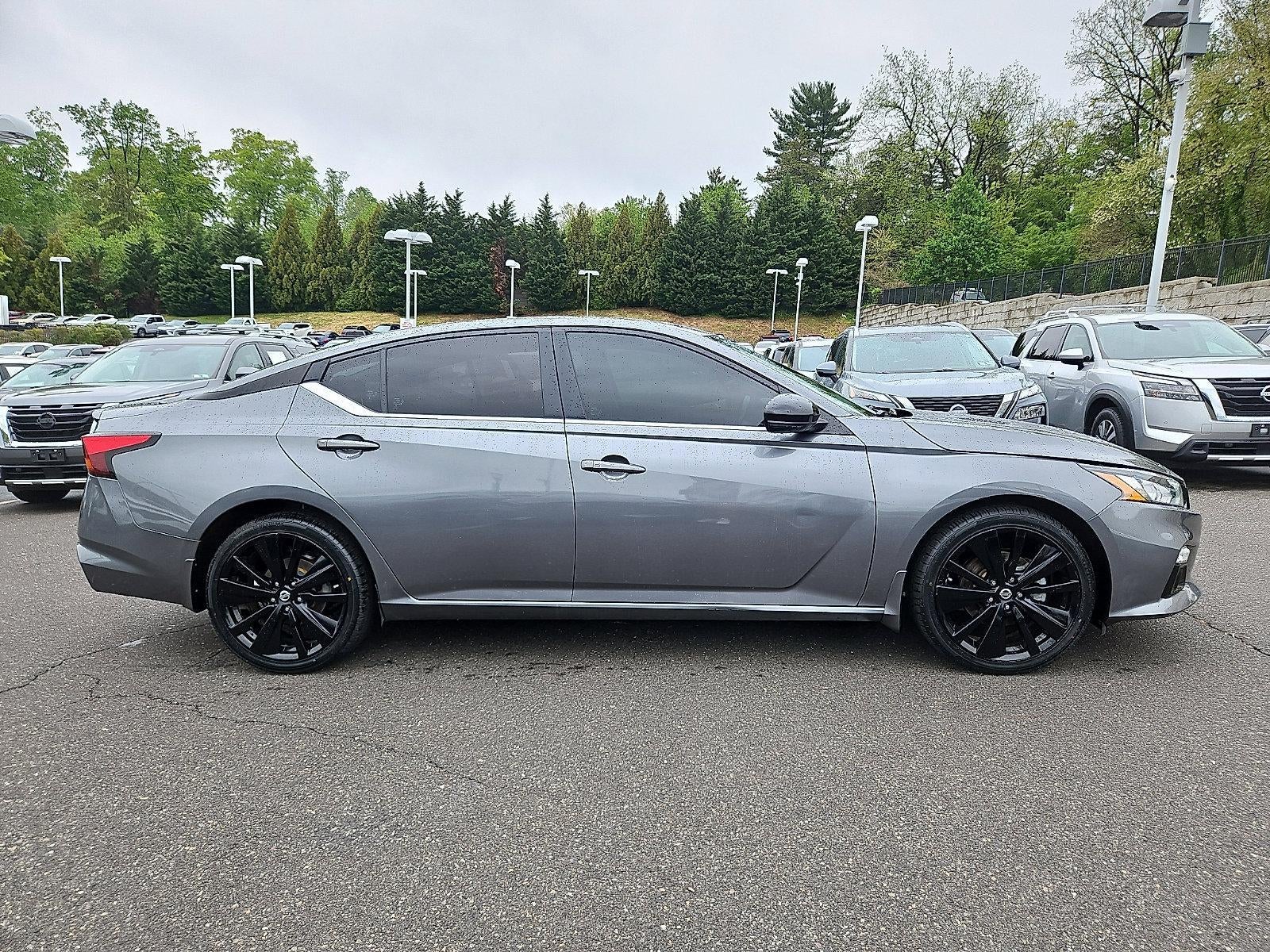 2022 Nissan Altima SR
