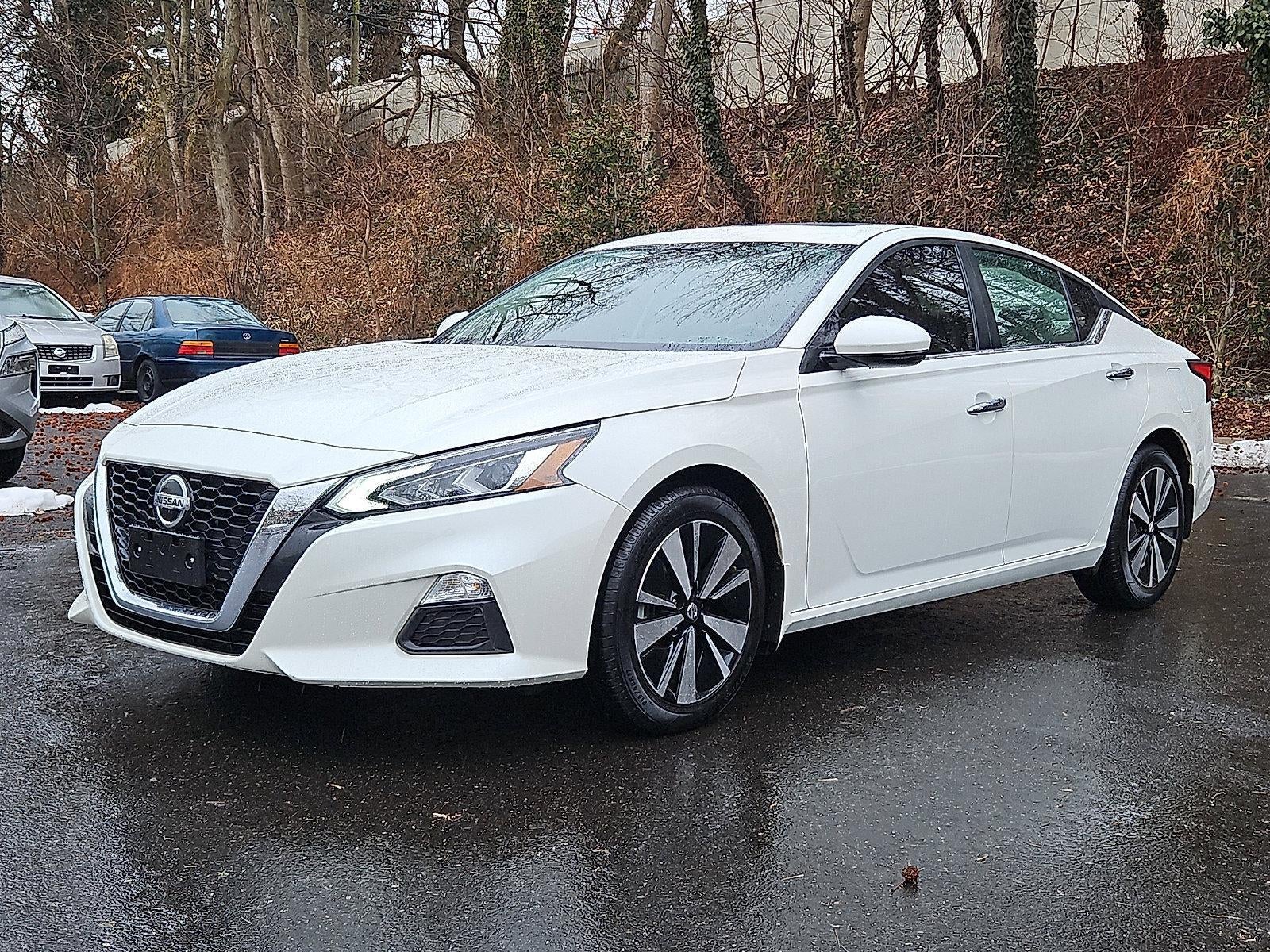 2022 Nissan Altima SV